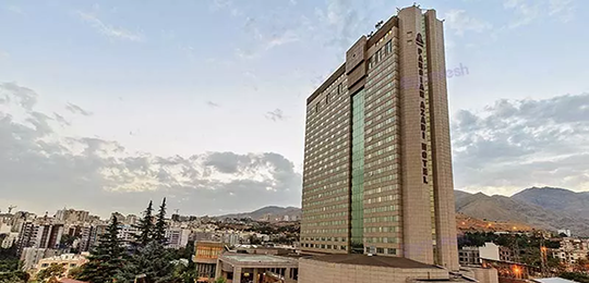 سالن زرین هتل پارسیان آزادی تهران