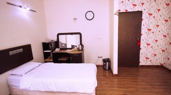 هتل بزرگ کوهستان بیرجند