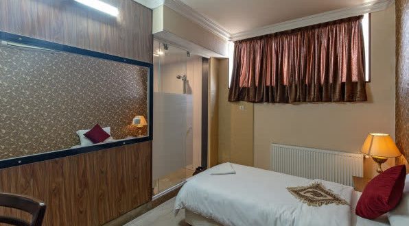 هتل زنده رود اصفهان