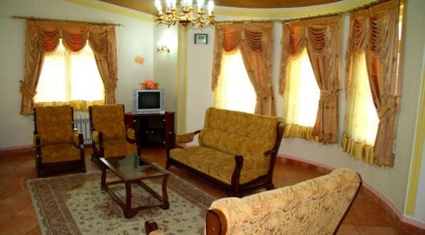 هتل آپارتمان تخت جمشید کلاردشت