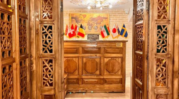 هتل بوتیک سنتی کرمانشاه