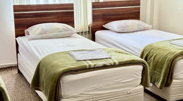 هتل آپارتمان صدرا تنکابن