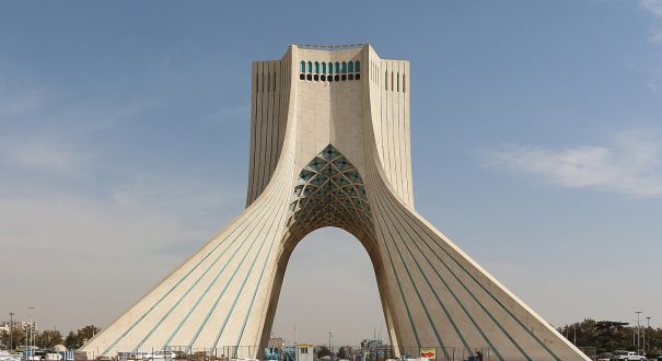 برج آزادی در تهران