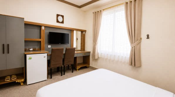 هتل آپارتمان ناز 2 بندر عباس