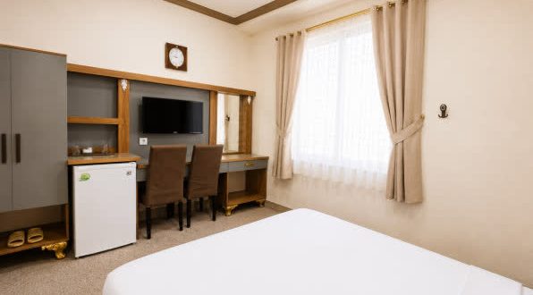 هتل آپارتمان ناز 2 بندر عباس