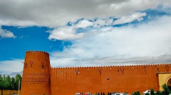 هتل ارگ تاریخی گوگد گلپایگان