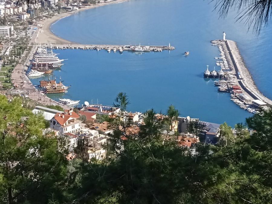 بندر آلانیا