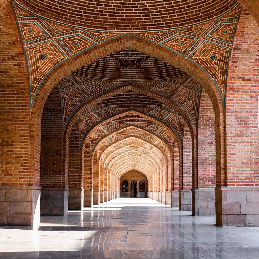 تبریز؛ راهنمای کامل سفر به شهر تاریخ، فرهنگ و بازار